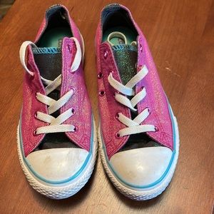Junior converse shoes pink and green glitter size 3